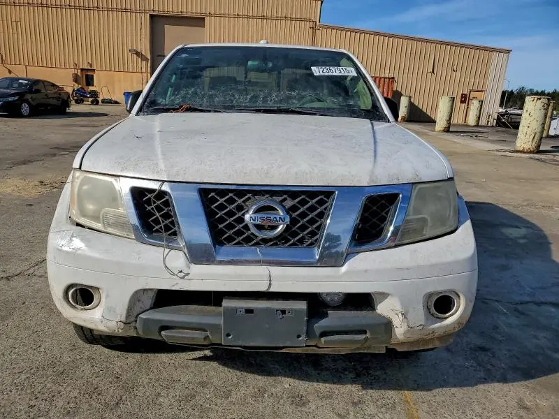 2012 NISSAN FRONTIER SV  