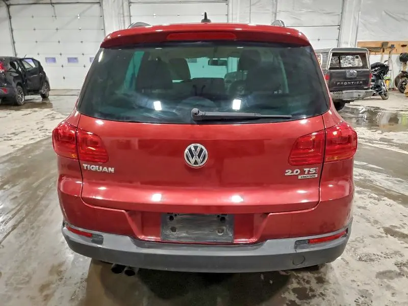 2015 VOLKSWAGEN TIGUAN S  