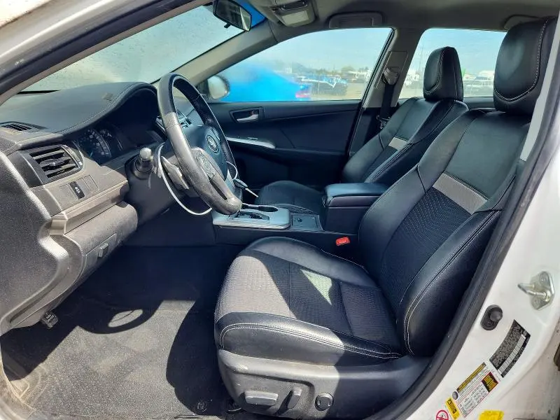 2012 TOYOTA CAMRY SE  