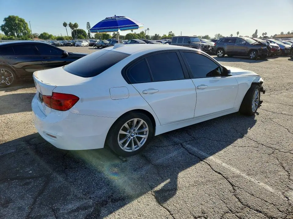 2016 BMW 320 I  