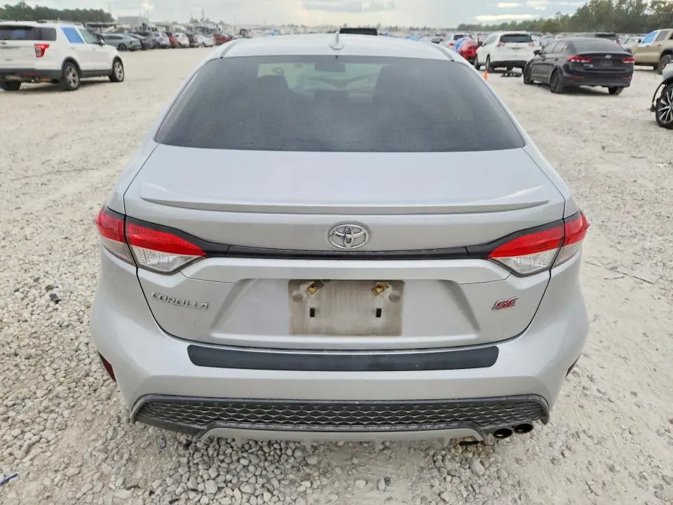 2020 TOYOTA COROLLA SE  