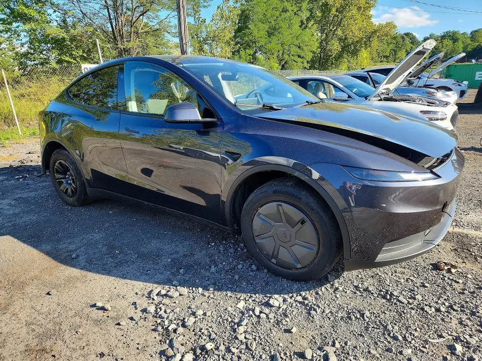 2026 TESLA MODEL Y   