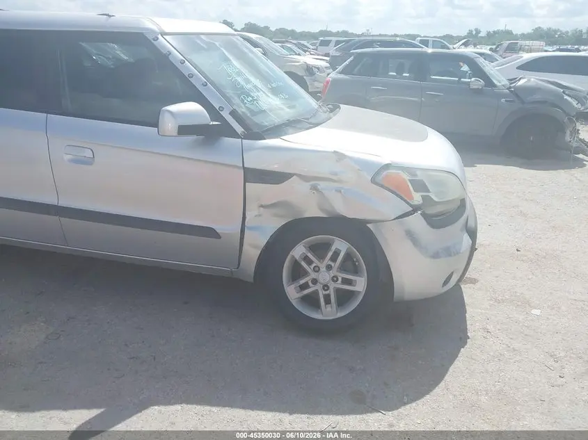 2010 KIA SOUL +