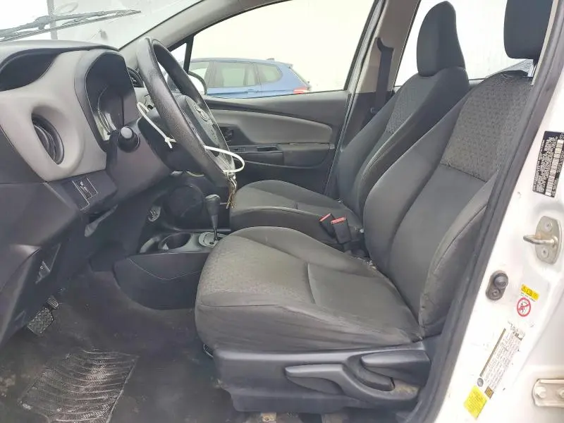 2017 TOYOTA YARIS 5-DOOR L FLEET  