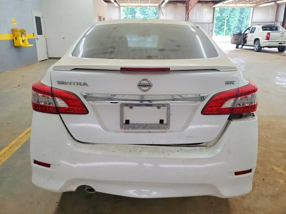 2015 NISSAN SENTRA SR  