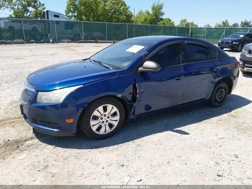 2013 CHEVROLET CRUZE LS AUTO