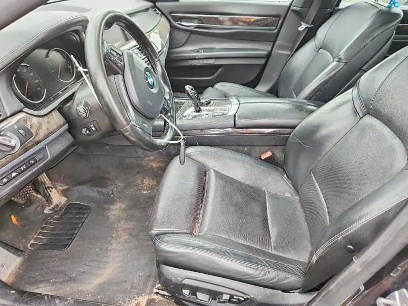 2015 BMW 750 LXI  