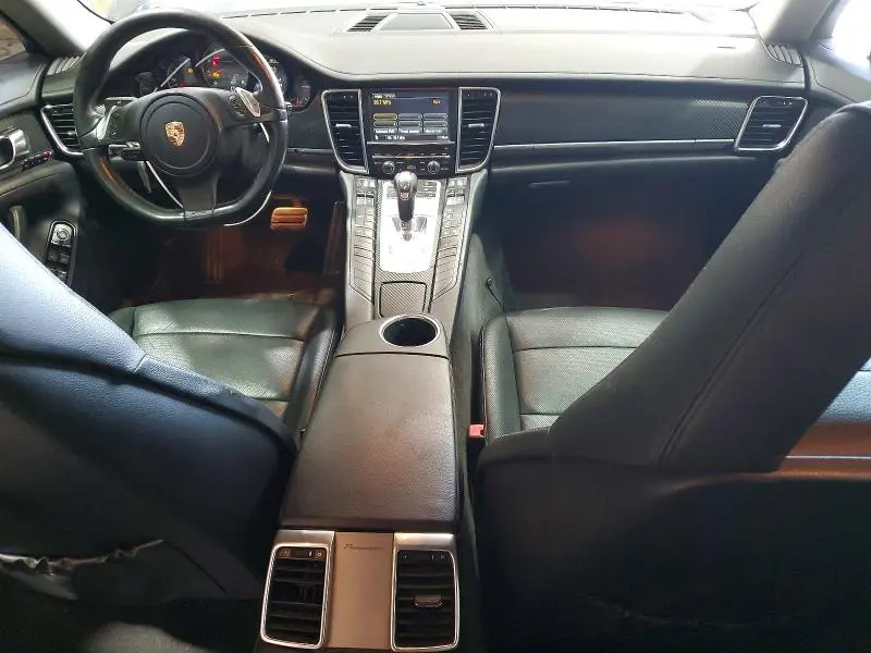2012 PORSCHE PANAMERA 2  
