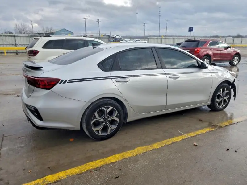2021 KIA FORTE FE  