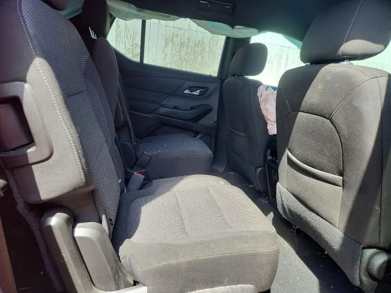 2023 CHEVROLET TRAVERSE LT  