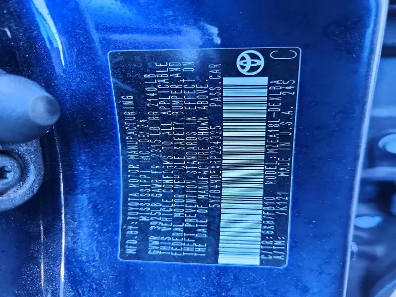 2024 TOYOTA COROLLA LE  