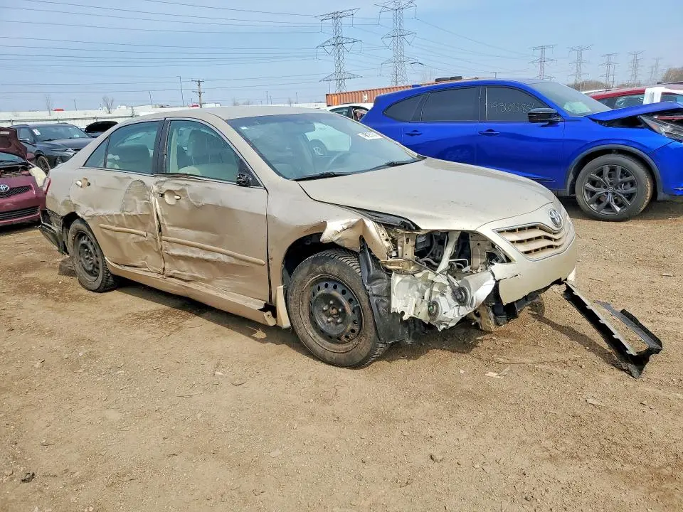 2010 TOYOTA CAMRY LE  