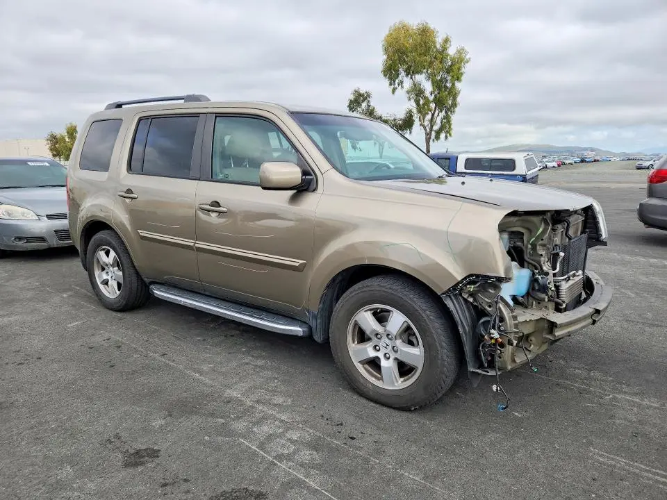 2011 HONDA PILOT EX  