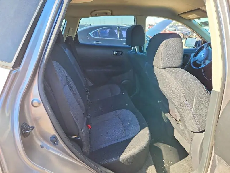 2012 NISSAN ROGUE S  