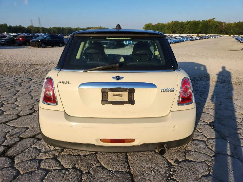 2013 MINI COOPER   