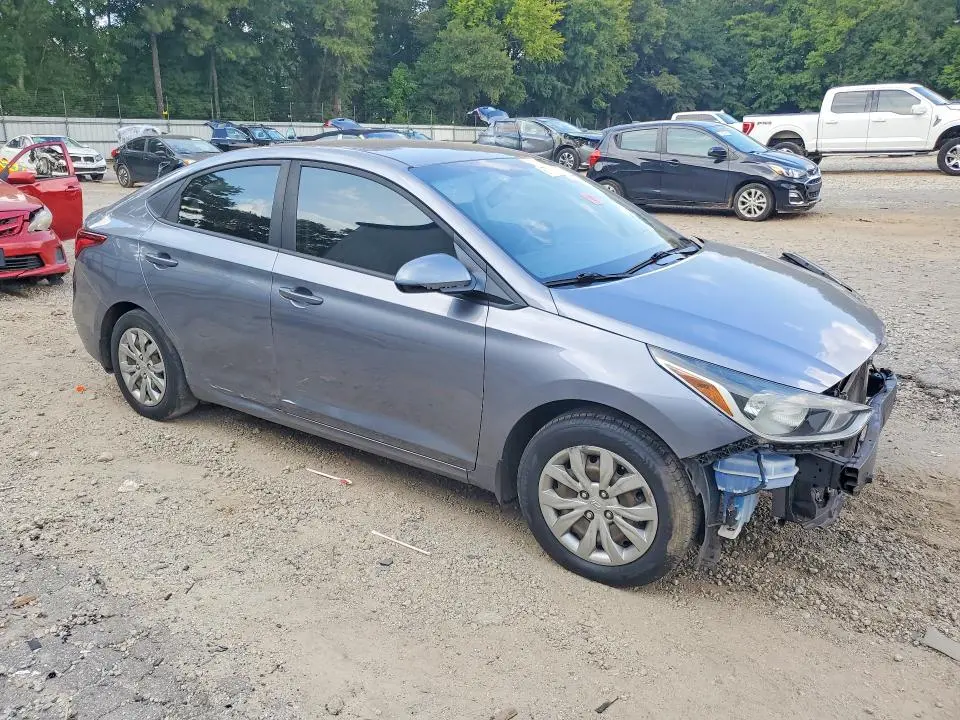 2018 HYUNDAI ACCENT SE  