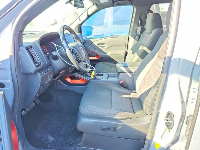 2022 NISSAN FRONTIER S  