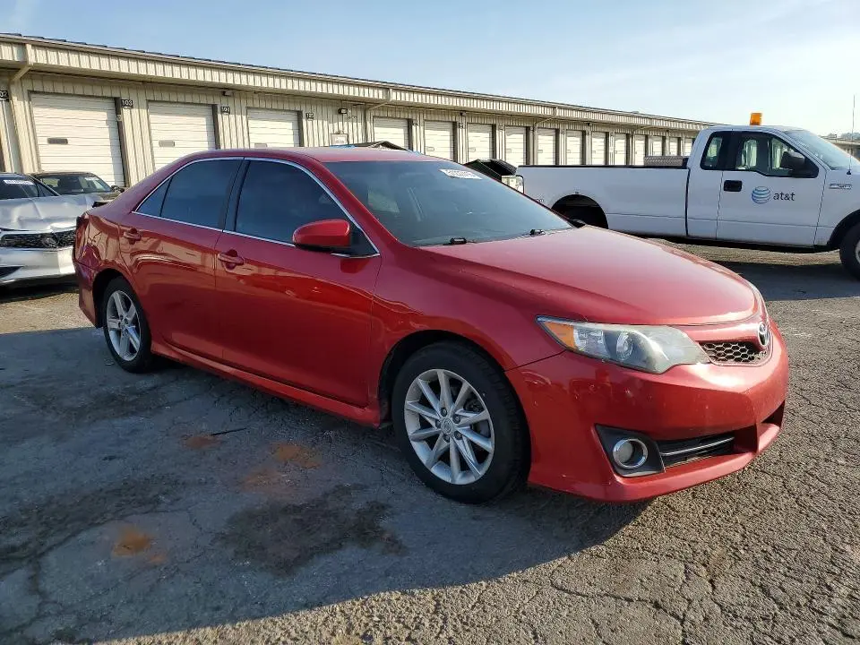 2012 TOYOTA CAMRY SE  