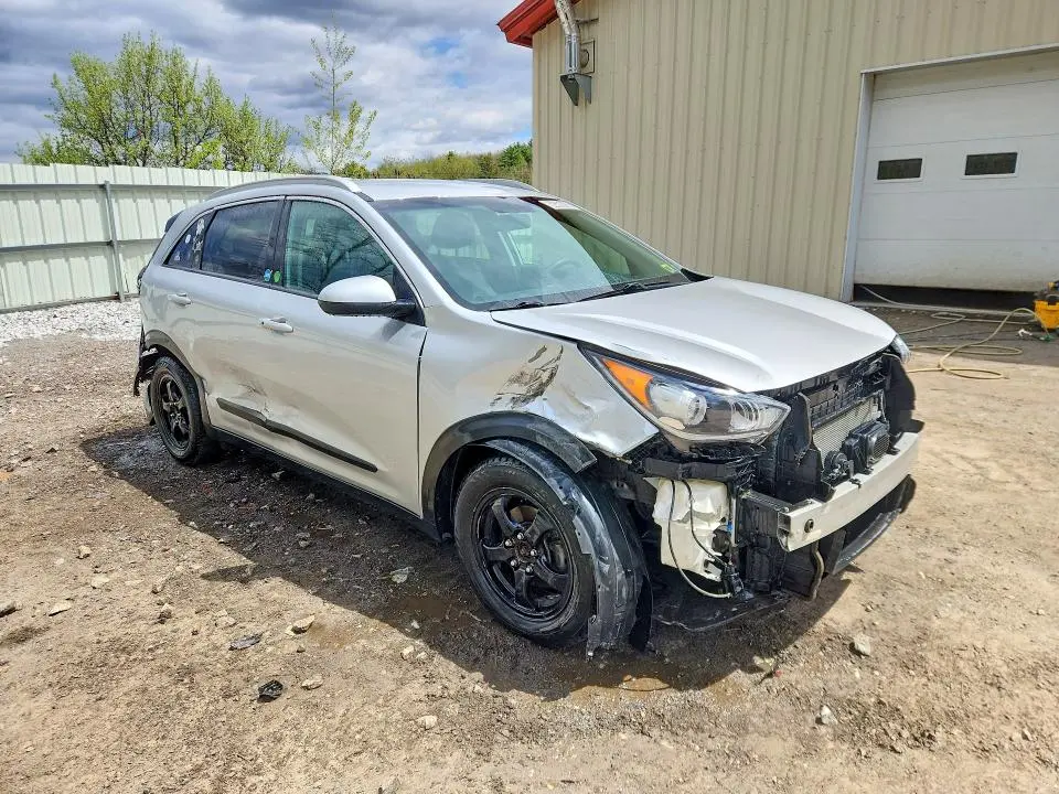 2019 KIA NIRO LX  