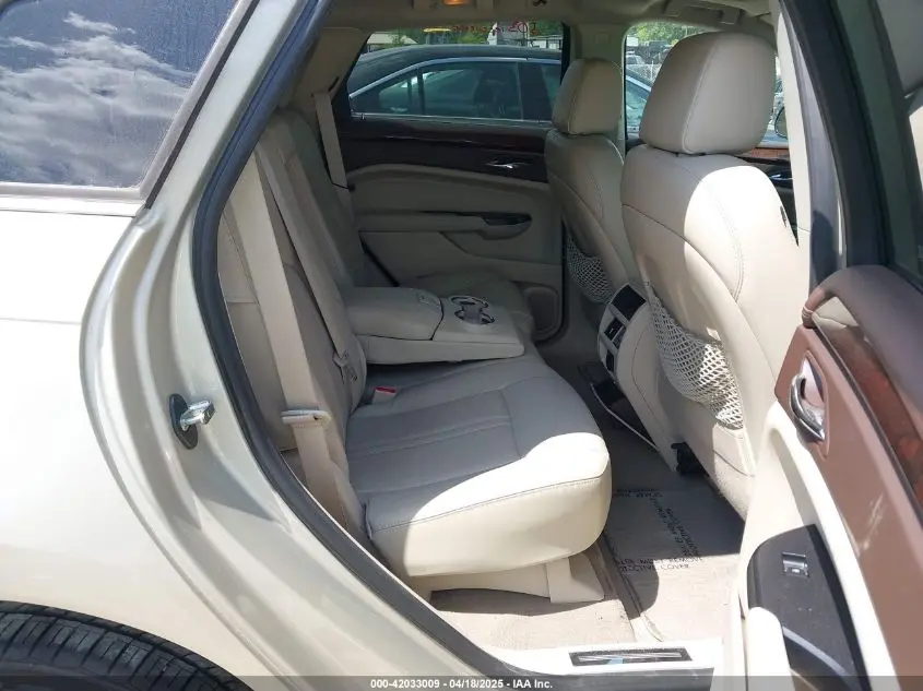 2016 CADILLAC SRX PERFORMANCE COLLECTION