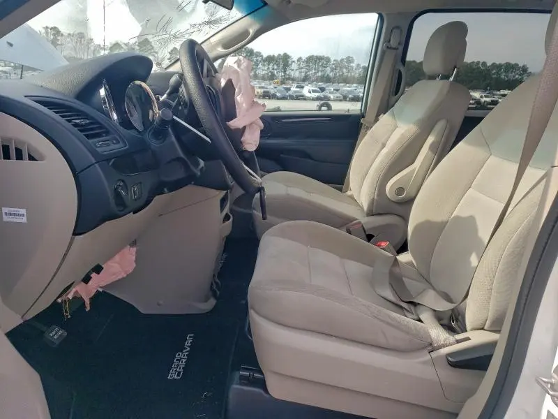 2017 DODGE GRAND CARAVAN SE  