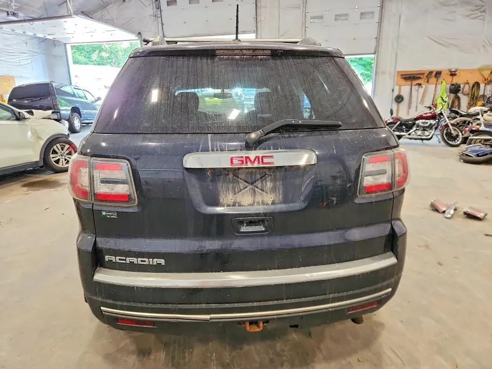 2016 GMC ACADIA SLE  