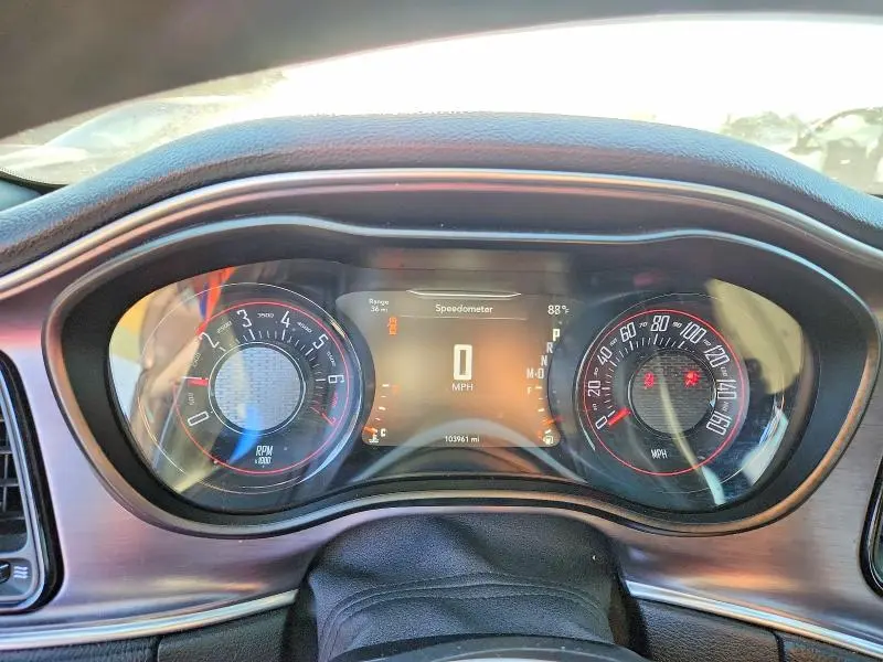 2016 DODGE CHALLENGER SXT  