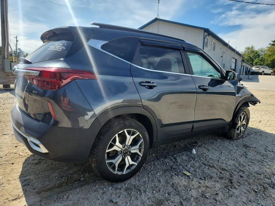 2021 KIA SELTOS EX  