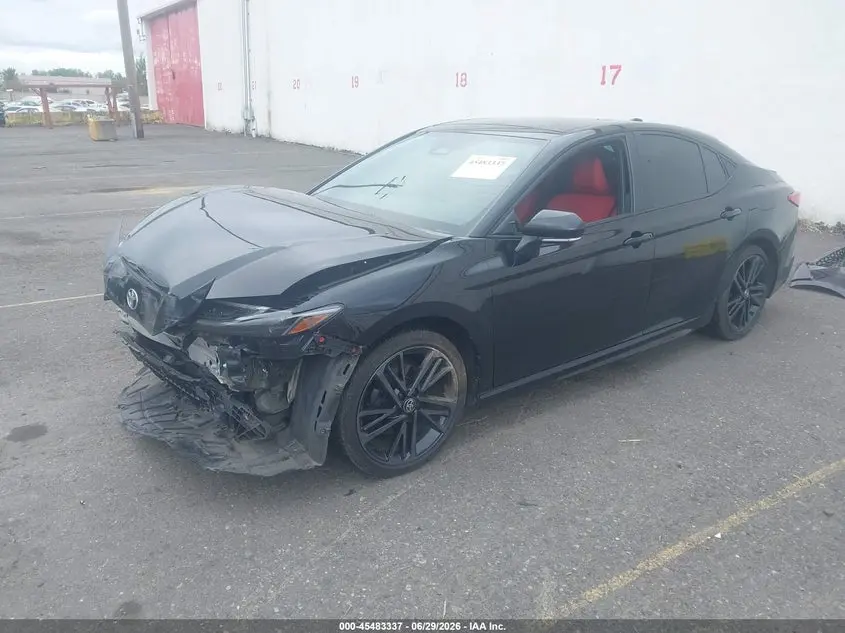 2025 TOYOTA CAMRY XSE