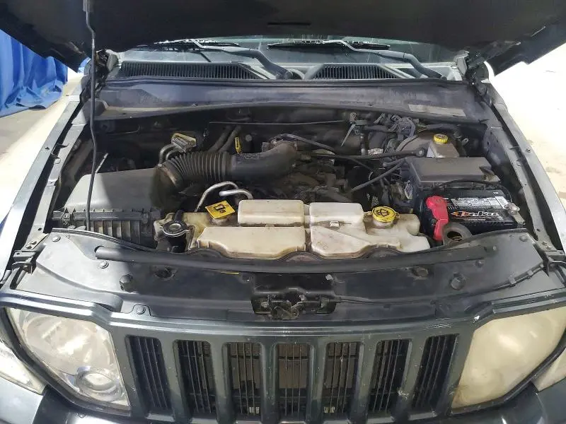 2011 JEEP LIBERTY SPORT  