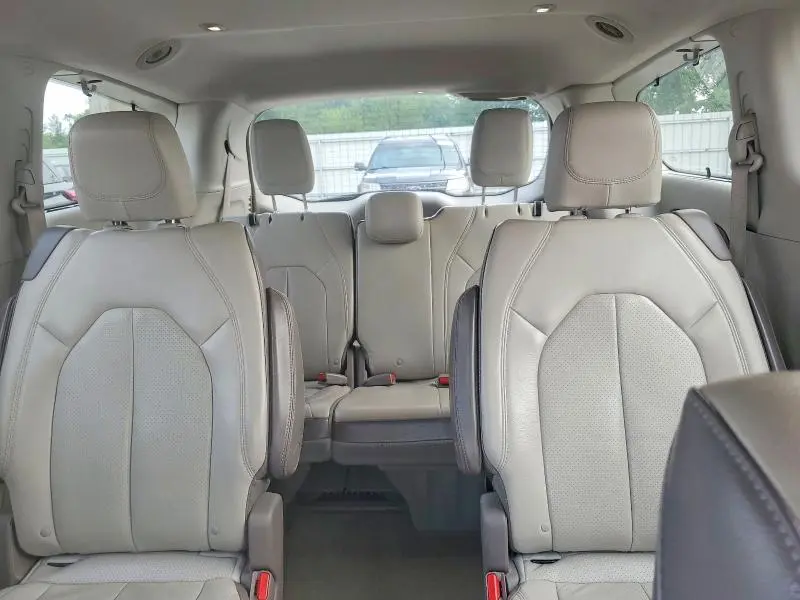2017 CHRYSLER PACIFICA TOURING L PLUS  