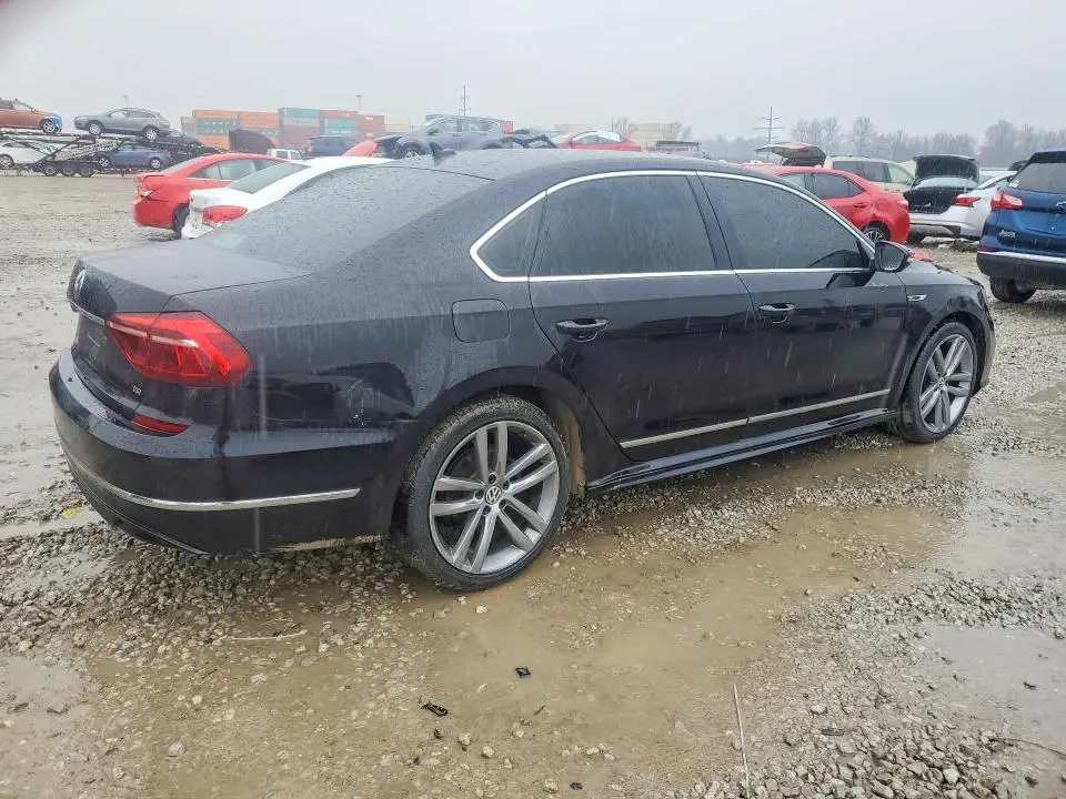 2017 VOLKSWAGEN PASSAT R-LINE  