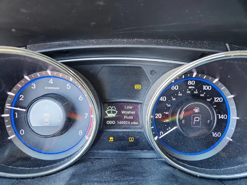 2011 HYUNDAI SONATA GLS  