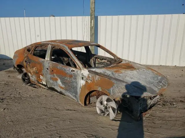 2025 HYUNDAI SONATA SE  