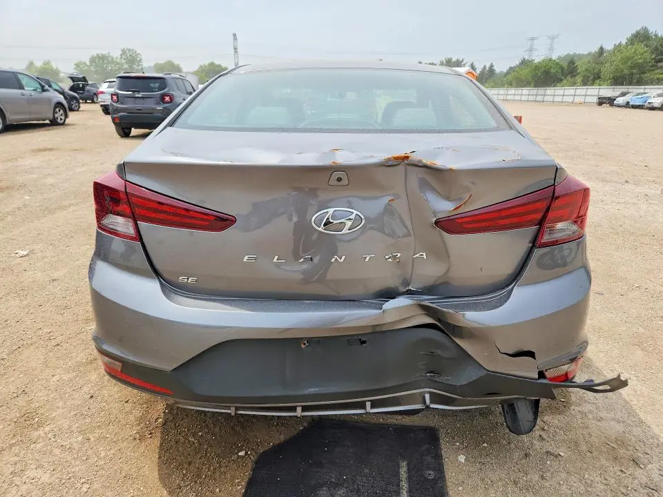 2020 HYUNDAI ELANTRA SE  