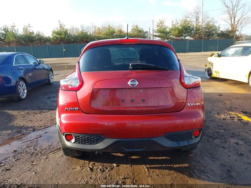 2015 NISSAN JUKE SV