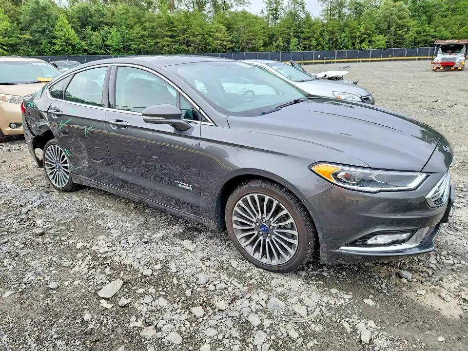 2017 FORD FUSION SE PHEV  