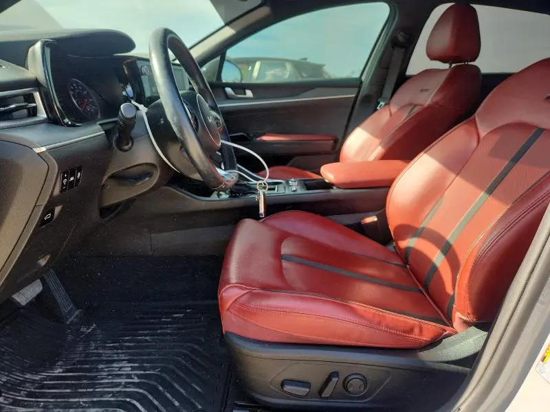 2022 KIA K5 GT LINE  