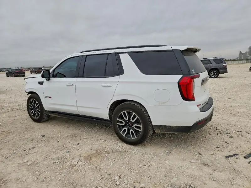 2021 GMC YUKON AT4  
