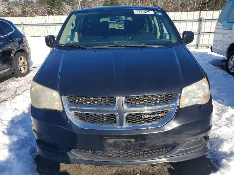 2013 DODGE GRAND CARAVAN SE  