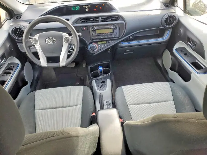 2013 TOYOTA PRIUS C   