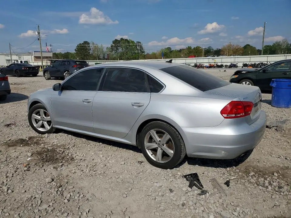 2014 VOLKSWAGEN PASSAT SE  