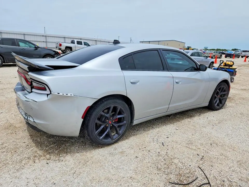 2020 DODGE CHARGER SXT  