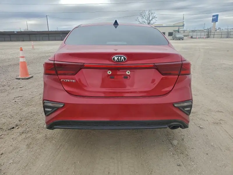2021 KIA FORTE FE  