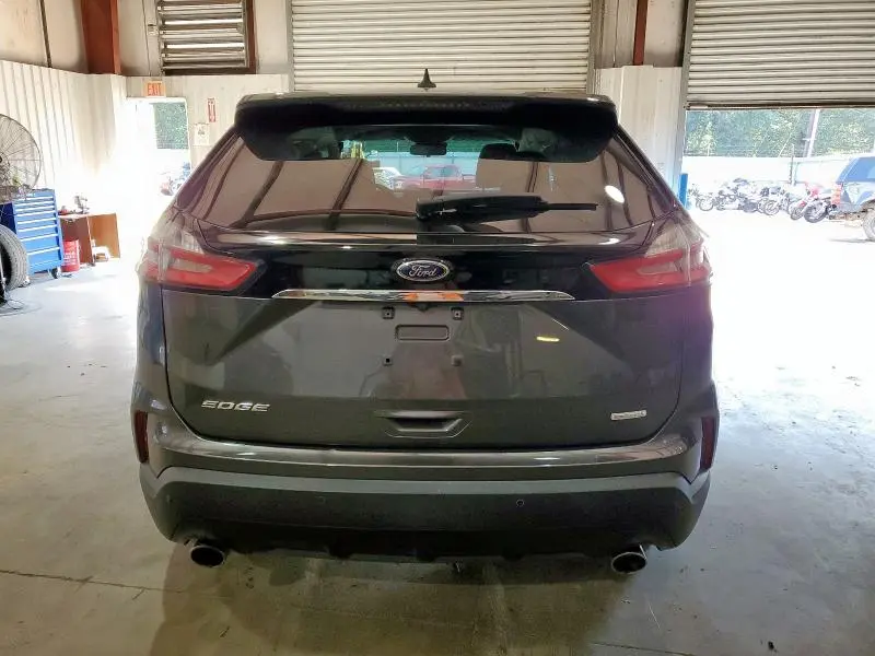 2020 FORD EDGE SE  