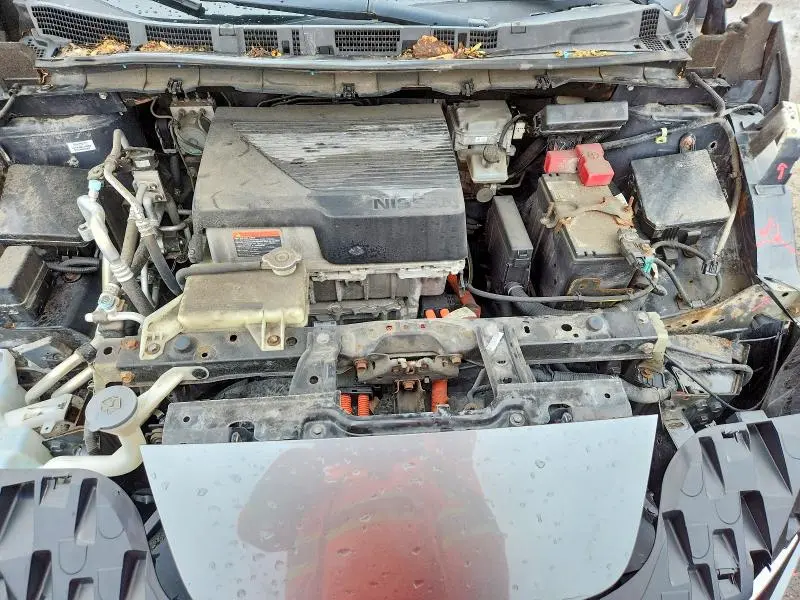 2018 NISSAN LEAF S  