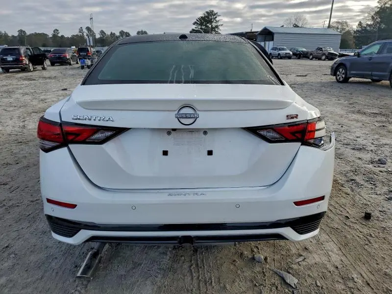 2024 NISSAN SENTRA SR  