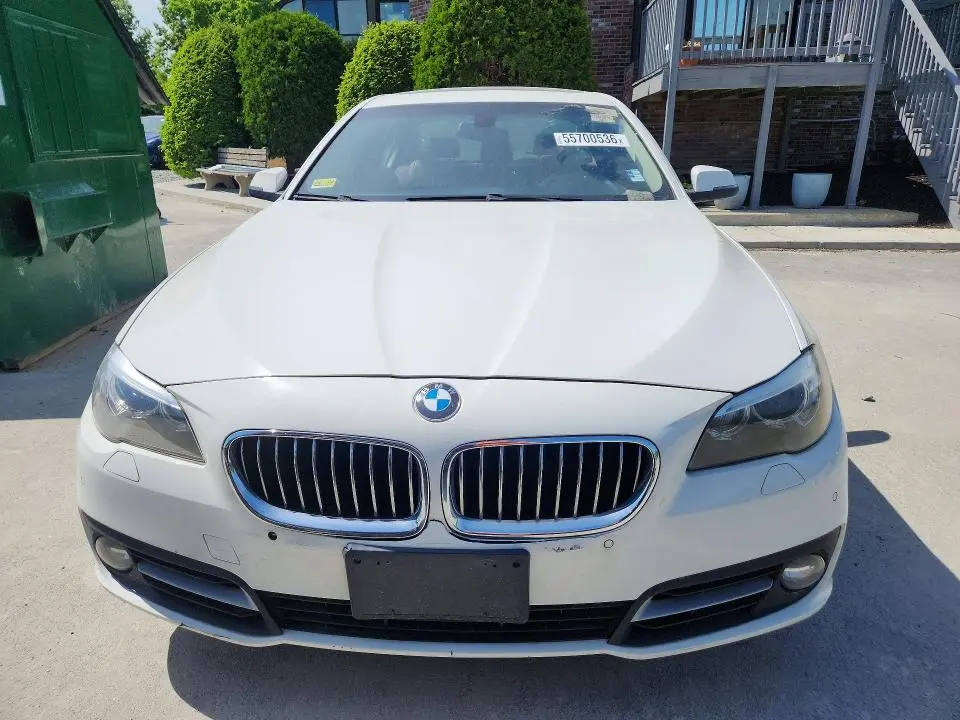 2015 BMW 528 XI  