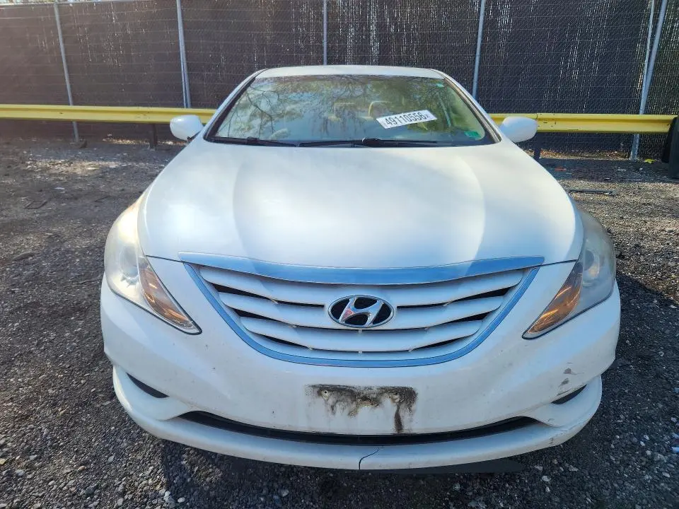 2011 HYUNDAI SONATA GLS  