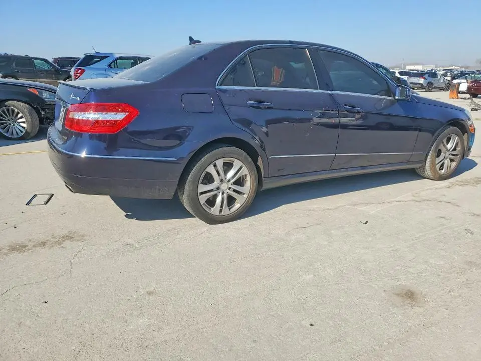 2011 MERCEDES-BENZ E 350  